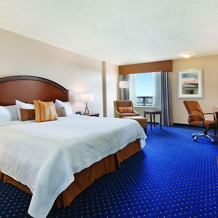 Best Western Premier Calgary Plaza Hotel & Conference Centre Bagian luar foto